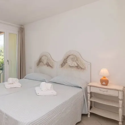 Rent this 2 bed apartment on 07021 Alzachèna/Arzachena Gallura Nord-Est Sardegna