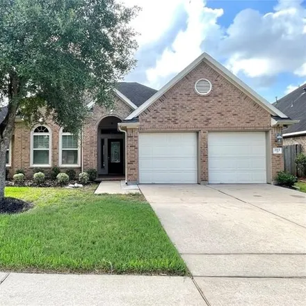 Rent this 4 bed house on 2115 Mooncrest Drive in Harris County, TX 77089