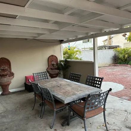 Image 4 - 21081 Leasure Lane, Huntington Beach, CA 92646, USA - Room for rent