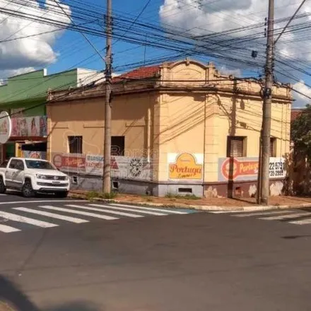 Buy this 2 bed house on Rua Padre Duarte in Vila Melhado, Araraquara - SP