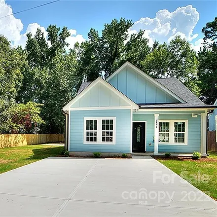 Buy this 3 bed house on 3444 Winslow Drive in Charlotte, NC 28269