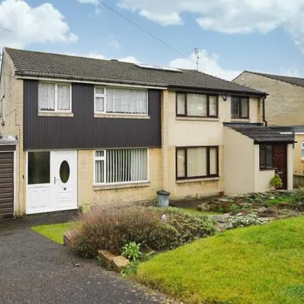Buy this 3 bed duplex on Furness Close in Sheffield, S6 6AX
