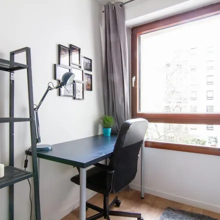 Rent this 5 bed apartment on Le Monet in Rue du Port, 92500 Rueil-Malmaison