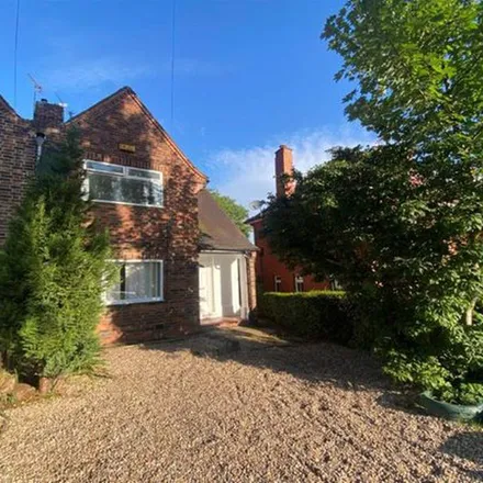 Rent this 6 bed duplex on 72 Boundary Road in Beeston, NG9 2RF