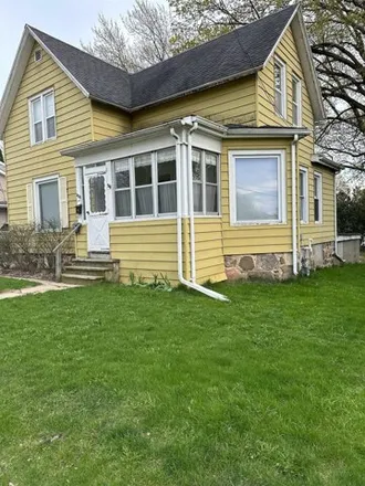 Rent this 2 bed house on 429 East Racine Street in Jefferson, WI 53549