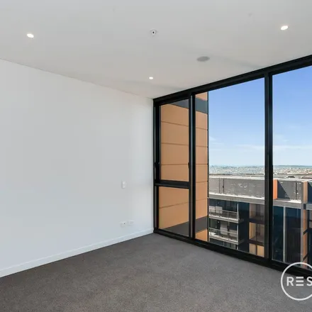 Image 2 - St Leonards Square, 480 Pacific Highway, St Leonards NSW 2065, Australia - Apartment for rent