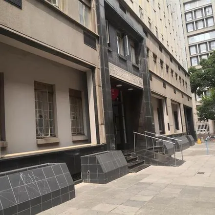 Rent this 1 bed apartment on M1 in Braamfontein, Johannesburg