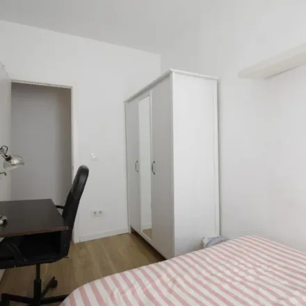 Image 4 - Calle Mayor, 40, 28013 Madrid, Spain - Apartment for rent