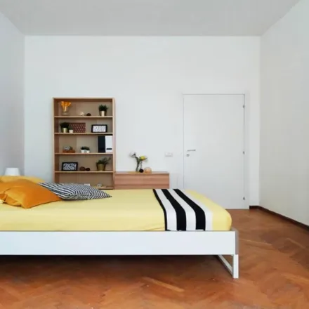 Image 2 - Viale Coni Zugna, 33, 20144 Milan MI, Italy - Room for rent