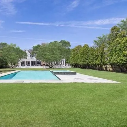 Buy this 7 bed house on 2 Skimhampton Rd in East Hampton, New York