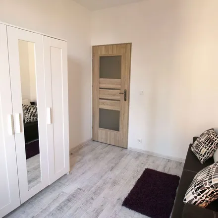 Rent this 3 bed apartment on Legionów 69 in 91-070 Łódź, Poland