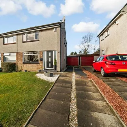 Buy this 2 bed duplex on Thorniecroft Drive in Cumbernauld, G67 4JT