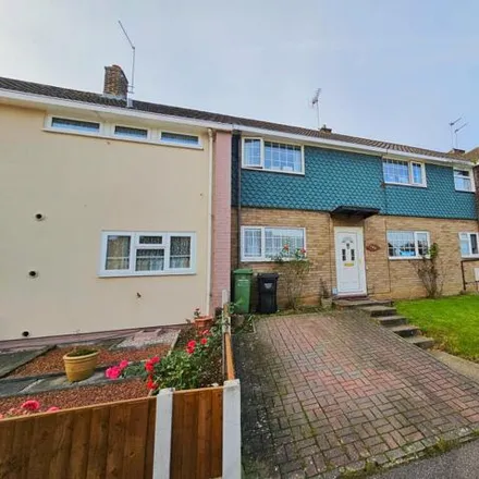 Buy this 2 bed house on Eastley in Basildon, SS16 5TQ