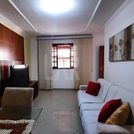 Buy this 2 bed house on Rua Paulista in São Marcos, Belo Horizonte - MG