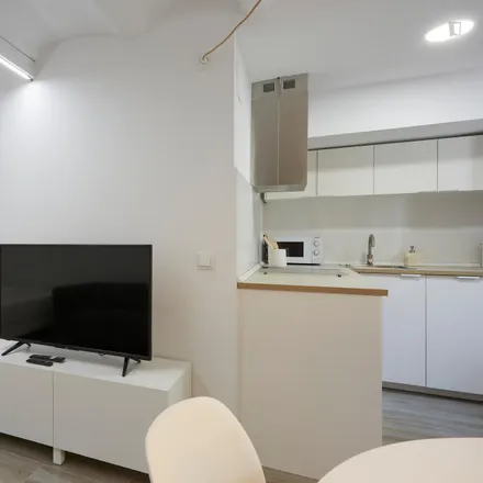 Image 7 - Carrer de la Riera Alta, 24, 08001 Barcelona, Spain - Apartment for rent