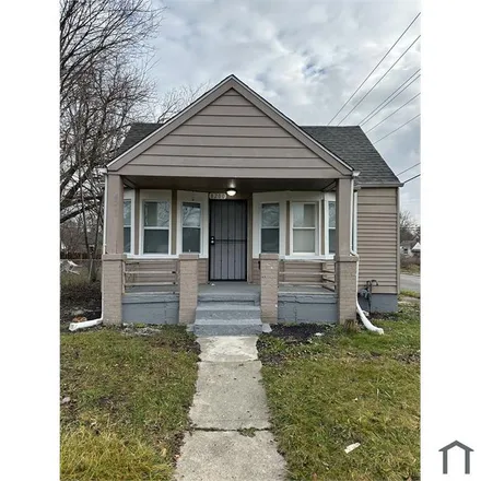 Rent this 3 bed apartment on Woodward / Gratiot NS (NB) in Woodward Avenue, Detroit