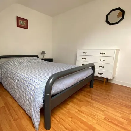 Rent this 4 bed house on Plonéour-Lanvern in Rue Jules Ferry, 29720 Plonéour-Lanvern