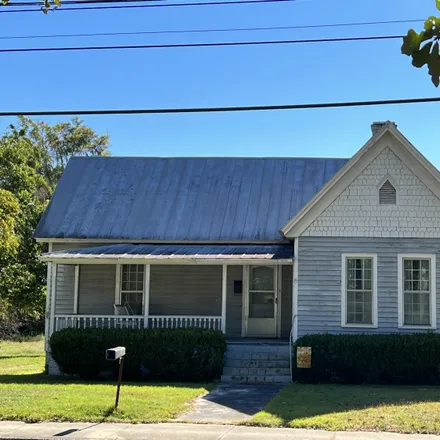 Buy this 2 bed house on 305 Gordon Street in Thomson, McDuffie County