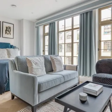 Rent this studio apartment on Bubala in 65 Commercial Street, Spitalfields