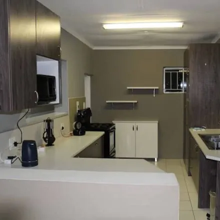 Image 3 - Krugersdorp, West Rand District Municipality, South Africa - Apartment for rent