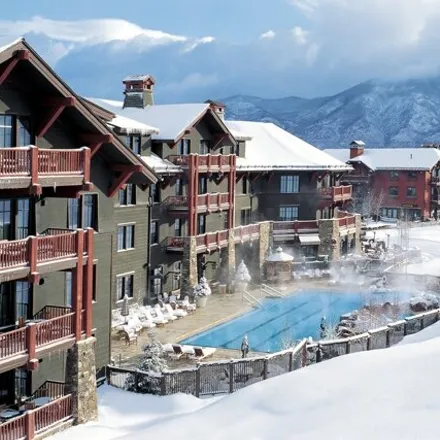 Buy this 3 bed condo on Aspen Highlands Center in 199 Prospector Road, Aspen