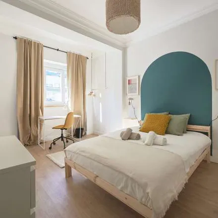 Rent this 7 bed apartment on Estação de Roma-Areiro in Avenida Frei Miguel Contreiras, 1000-009 Lisbon