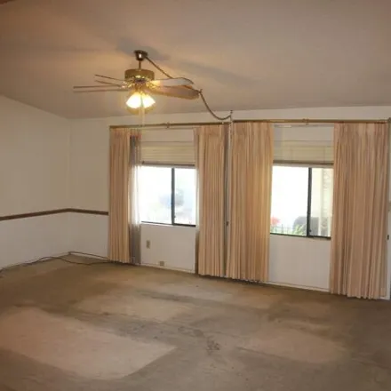 Image 8 - Honeylocust Avenue, Clovis, CA 93612, USA - Apartment for sale