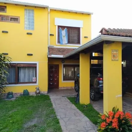 Buy this 3 bed house on 744 - Avenida Guillermo Marconi (TF) / Avenida Guillermo Marconi (M) 377 in Partido de Morón, B1685 AAD El Palomar