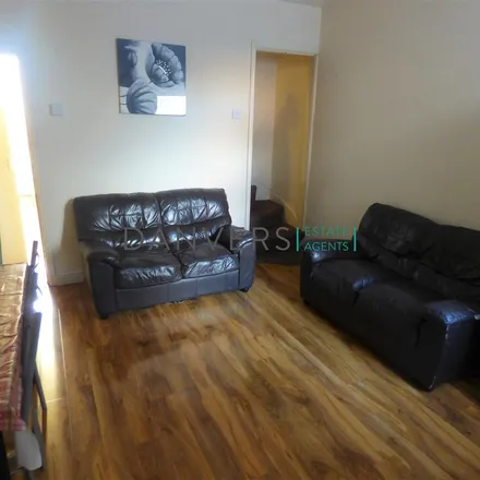 Image 2 - Paton Street, Leicester, LE3 0BE, United Kingdom - Apartment for rent