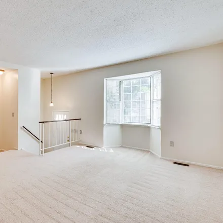 Image 4 - 2374 Hunters Square Court, Reston, VA 20191, USA - Townhouse for rent