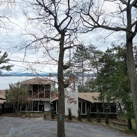 Image 3 - 1970 Lake Shore Road, Craterclub, Essex County, NY 12936, USA - House for sale