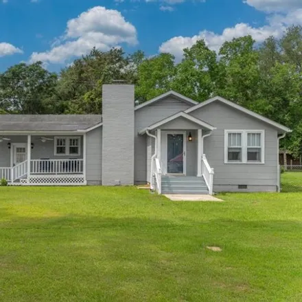 Buy this 3 bed house on 21904 Rappahannock Ave in Lockhart, Alabama