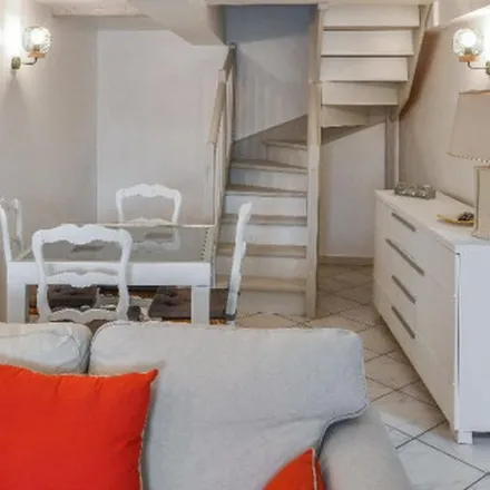 Image 4 - 123 Avenue François Nardi, 83000 Toulon, France - Apartment for rent