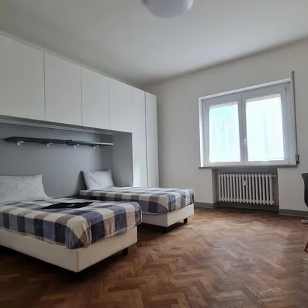 Rent this 4 bed apartment on FIAB Mestre - Amici della Bicicletta in Via Col di Lana 9/a, 30171 Venice VE