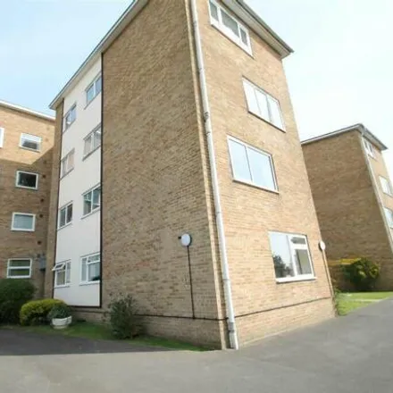 Image 1 - Hill View Road, Salisbury, SP1 1HY, United Kingdom - Apartment for sale