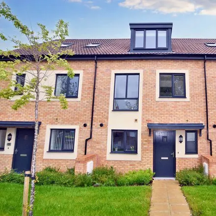 Rent this 4 bed townhouse on Mendip Road in Claverham, BS49 4HR
