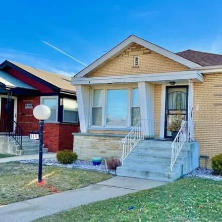 Buy this 2 bed house on 9011 South Dante Avenue in Chicago, IL 60619