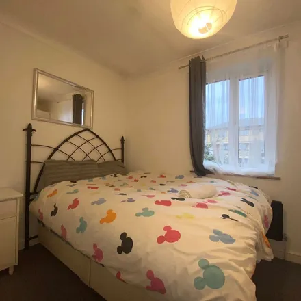Image 6 - Young Prince, 448 Roman Road, Old Ford, London, E3 5LU, United Kingdom - Apartment for rent