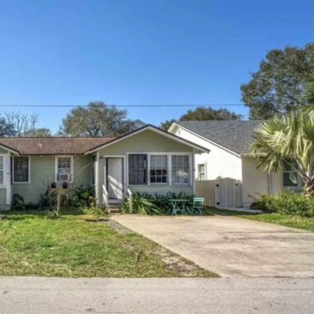Buy this 3 bed house on 835 North 5th Street in Jacksonville Beach, FL 32250