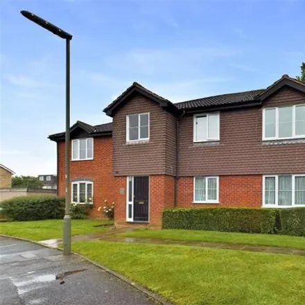 Buy this 1 bed apartment on Melton Fields in Surrey, Great London