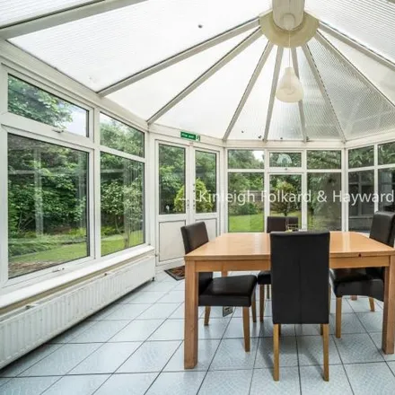 Image 4 - Smith's of London, Thurlow Park Road, West Dulwich, London, SE21 8JB, United Kingdom - House for rent