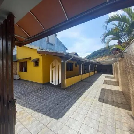 Buy this 2 bed house on Rua Campinas in Ipiranga, Caraguatatuba - SP