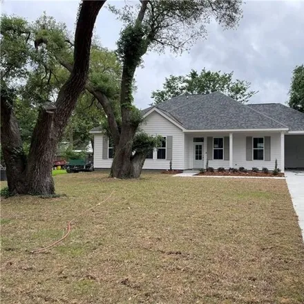 Buy this 3 bed house on 207 Fairfax Place in New Orleans, LA 70131