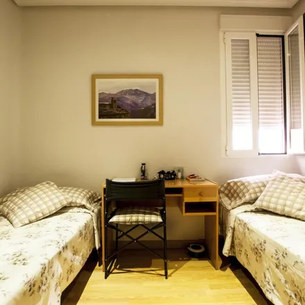 Rent this 3 bed apartment on Calle de Vallehermoso in 59, 28015 Madrid