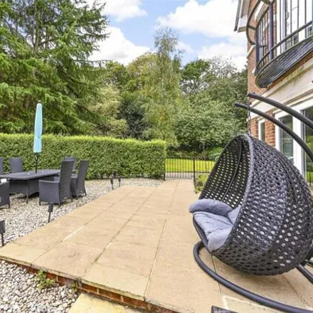 Buy this 2 bed apartment on Cobham Bypass in Oxshott, KT10 9FB
