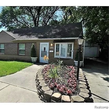 Rent this 3 bed house on 1433 East 14 Mile Road in Birmingham, MI 48009