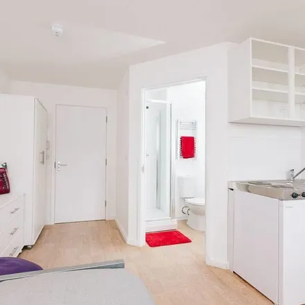Rent this studio apartment on Bracken House in Christchurch Road, Bournemouth
