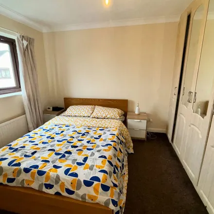 Rent this 3 bed duplex on Ashtree Close in Roborough, PL6 7RW