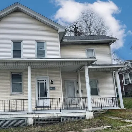 Rent this 2 bed apartment on 406 South 9th Avenue in Scranton, PA 18504