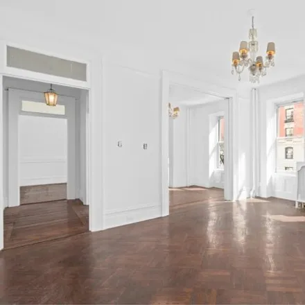 Image 3 - 27 East 95th Street, New York, NY 10128, USA - Apartment for sale